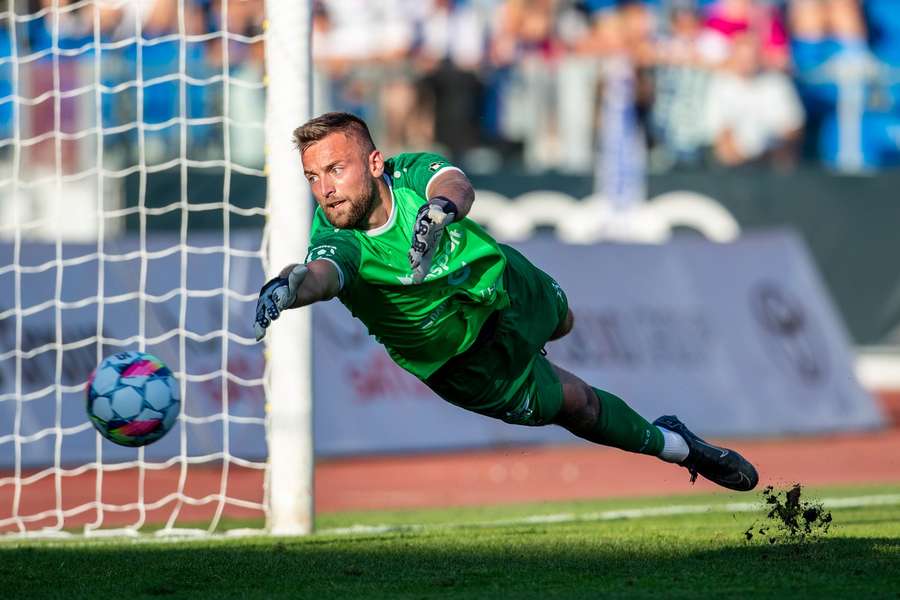 Kdo vládne brankářům v lize? Nejvíc nul má Hanuš, ale góly krade jiný fantom. Kinský stále nahoře