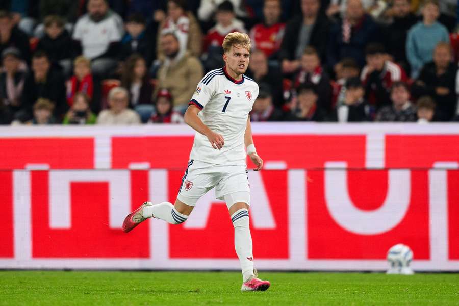 Šubert nemůže svému rychlému vzestupu uvěřit. Šubert nemůže svému rychlému vzestupu uvěřit.