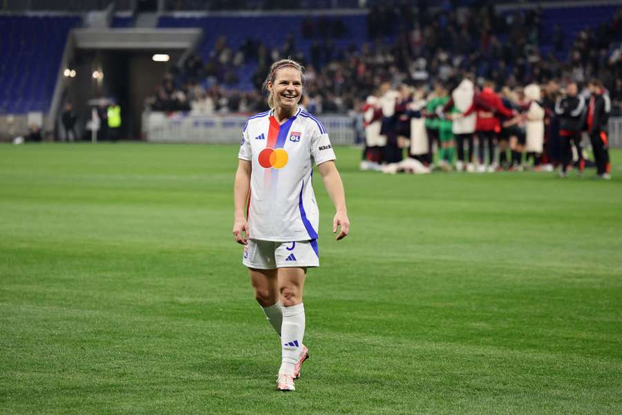 Eugénie Le Sommer na Liga dos Campeões
