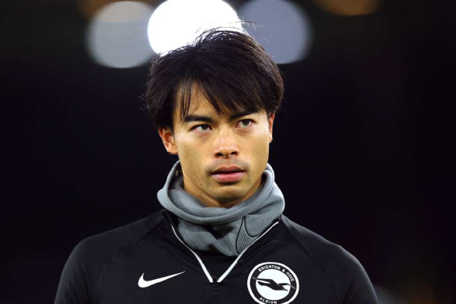  Brighton & Hove Albion's Kaoru Mitoma during the warm up before the match