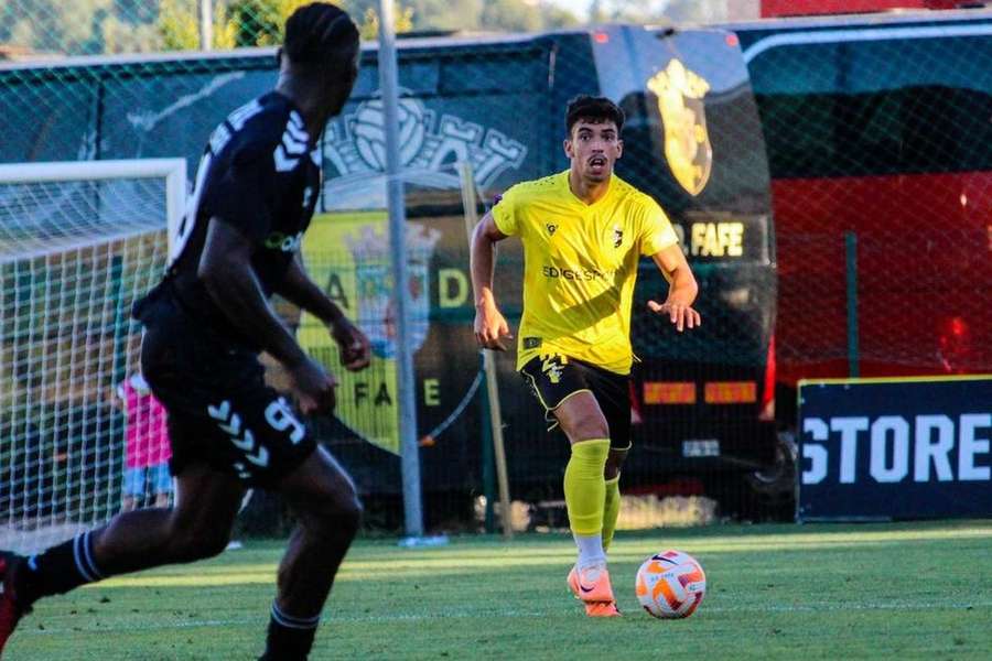 Rui Bruno tem sido opção regular no eixo defensivo do Fafe