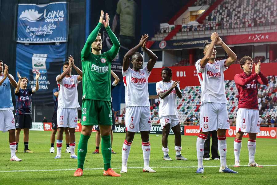 UD Leiria festejou perante os adeptos