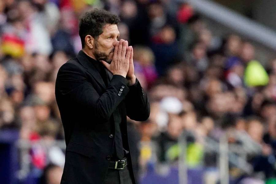 Simeone cuts a frustrated figure