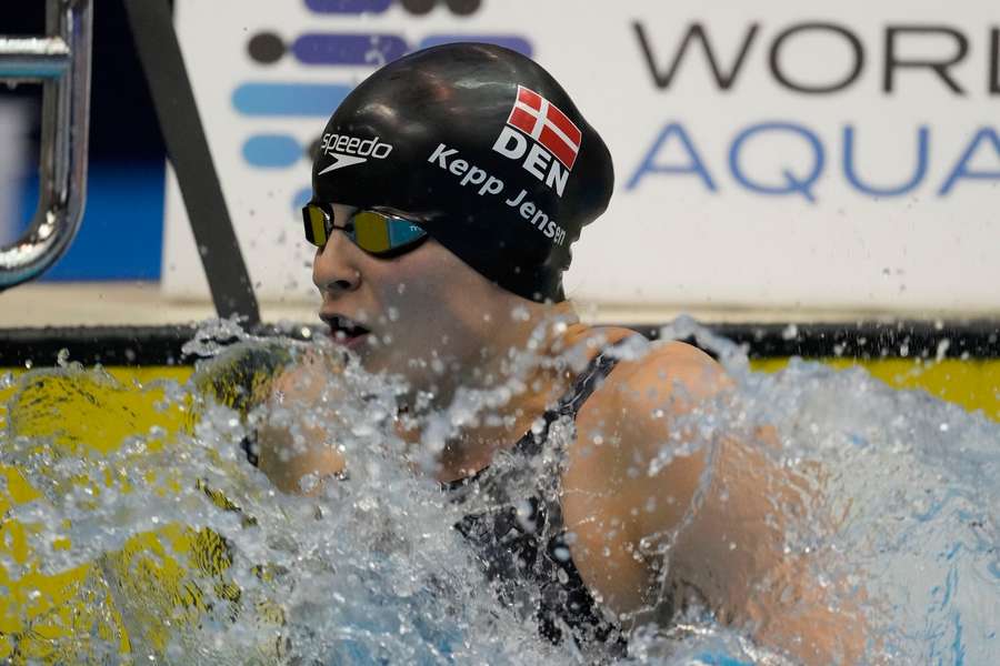 Julie Kepp snupper EM-bronze på 50 meter fri