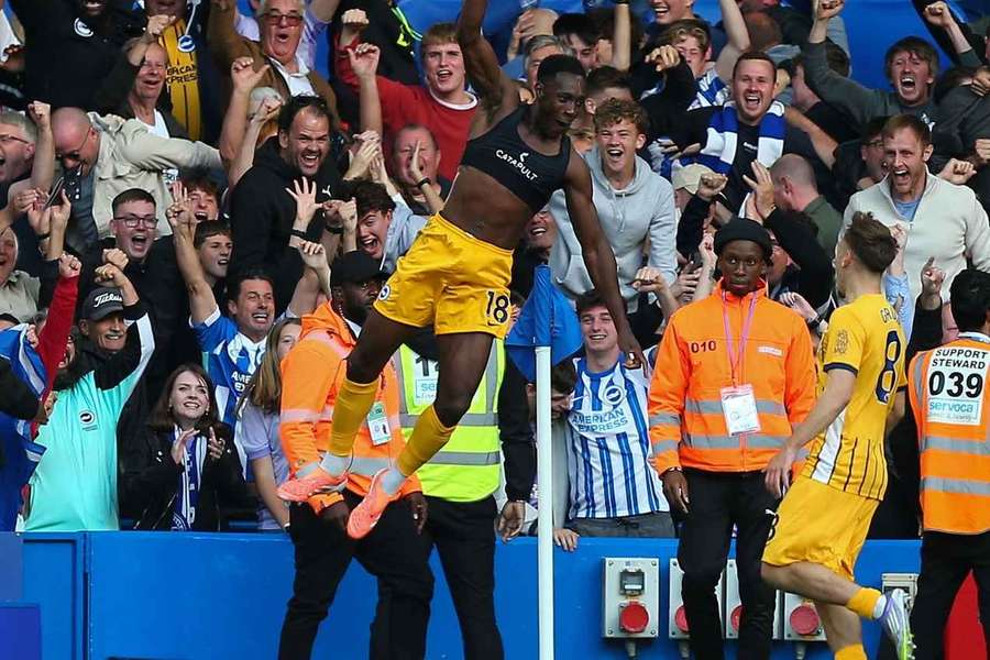 Welbeck feeling "brilliant, ecstatic" after Brighton double in victory at Chelsea