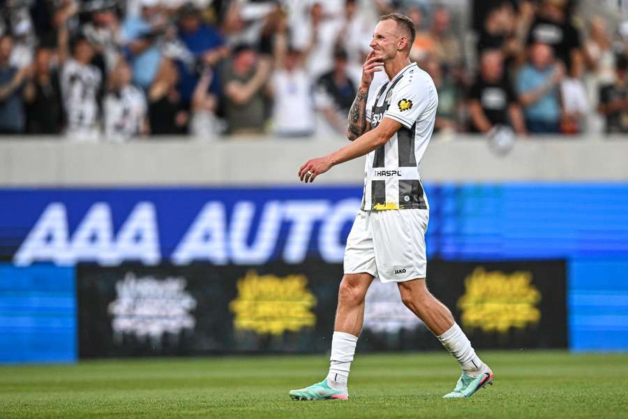Ondřej Mihálik dal v sedmi soutěžních zápasech jeden gól. Ondřej Mihálik dal v sedmi soutěžních zápasech jeden gól.