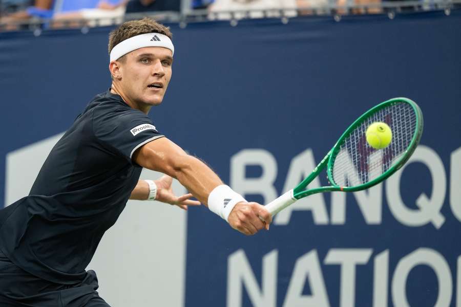 Jakub Menšík prošel do osmifinále na Masters v Kanadě.