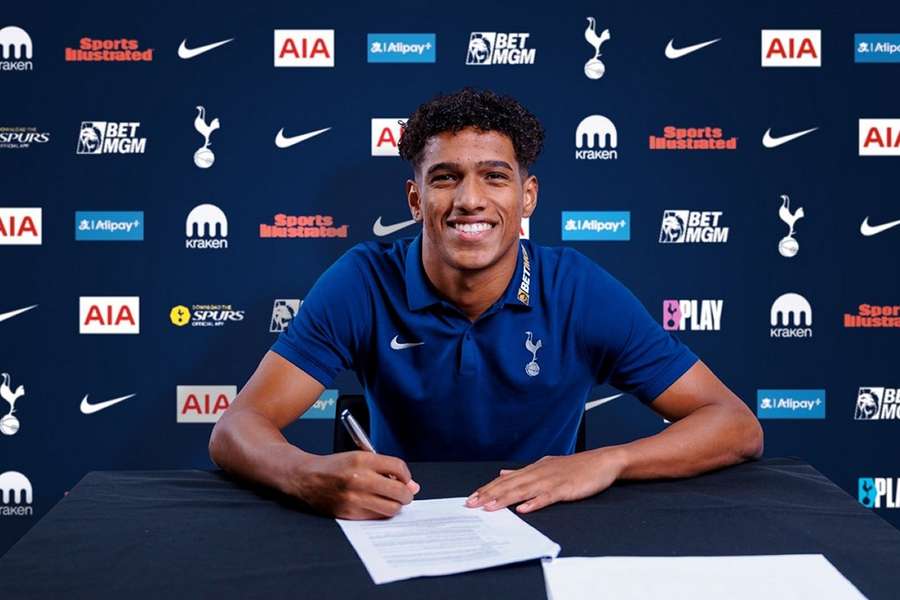 Tottenham chiefs acknowledge transfer market work must improve Tottenham chiefs acknowledge transfer market work must improve
