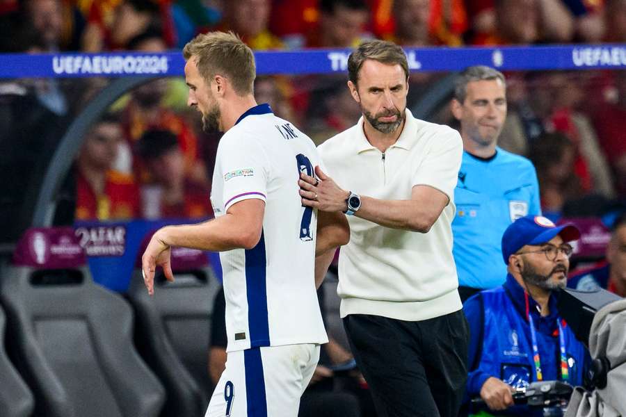 Gareth Southgate und Harry Kane beim EM-Finale 2024