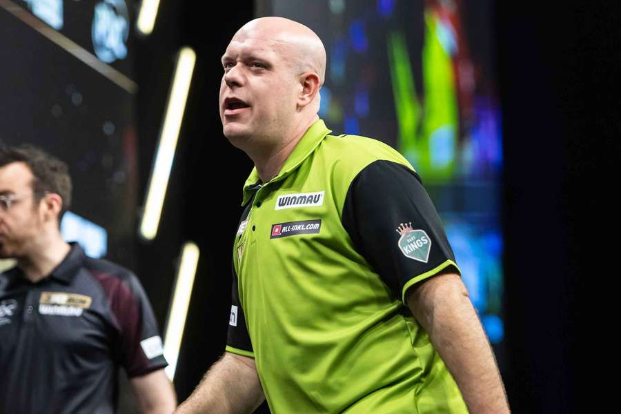 Michael van Gerwen perde a Premier League na Alemanha.