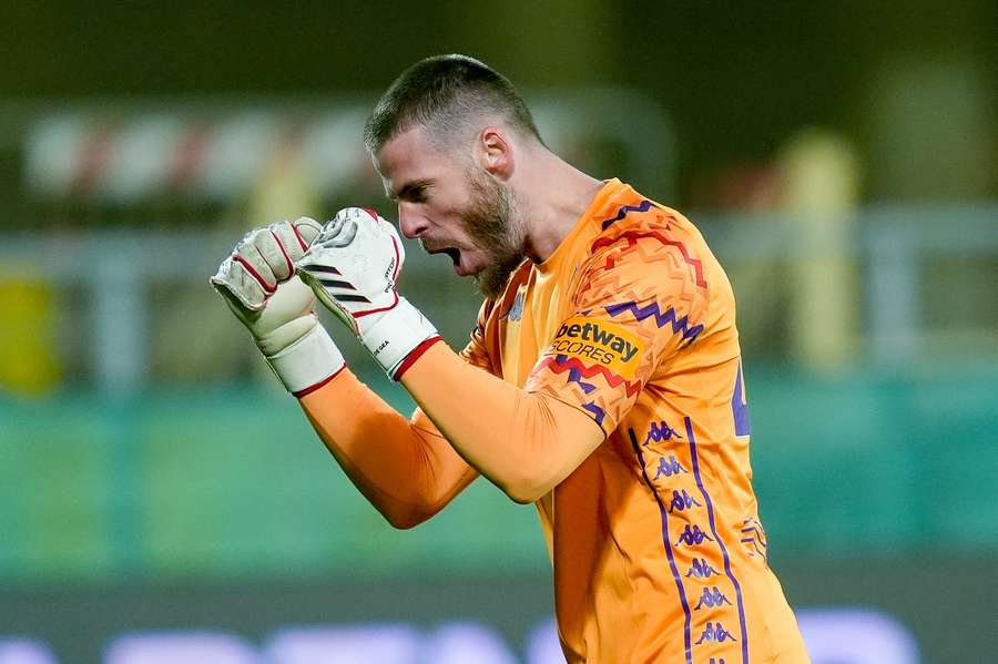 David De Gea of ACF Fiorentina celebrates after Albert Gudmundsson's goal