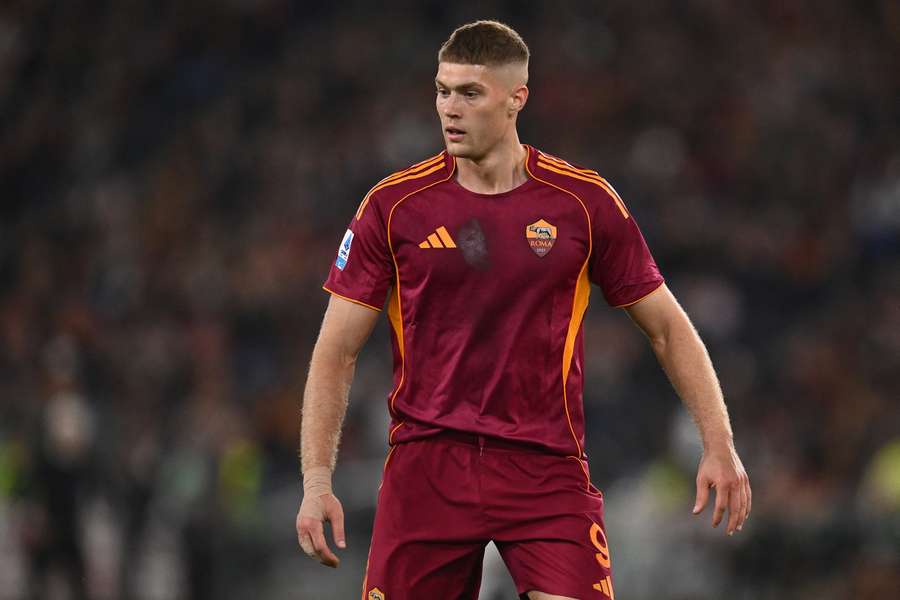 Artem Dovbyk não joga na Europa