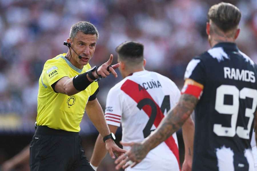 Slavko Vincic apitou o River Plate-Monterrey
