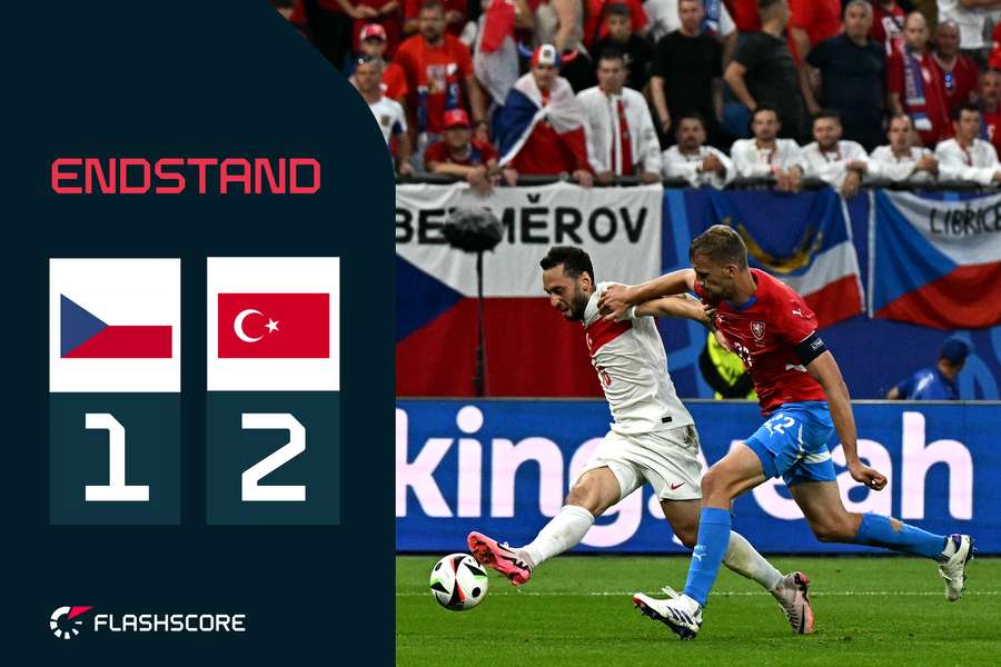 Türkei entscheidet das Spiel spät in Überzahl gegen Tschechien und steht im Achtelfinale