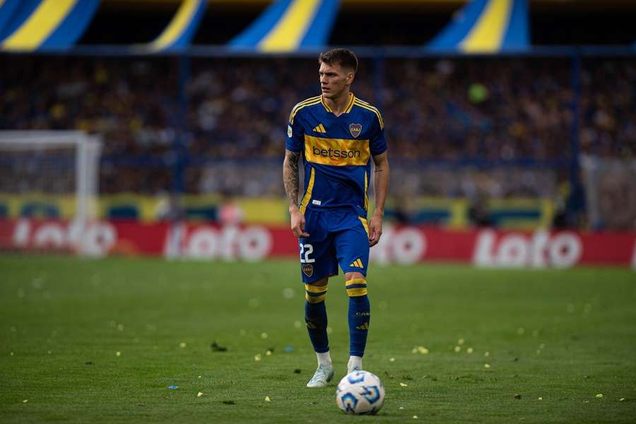 Zenón, pretendido por el Oporto, entró al final del partido.