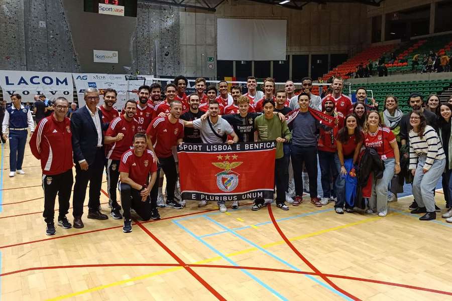 Benfica em vantagem na ronda