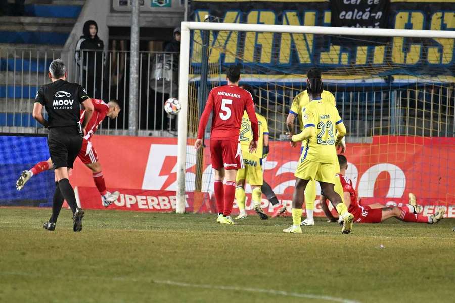 LIVE | FC Botoșani - Petrolul LIVE | FC Botoșani - Petrolul