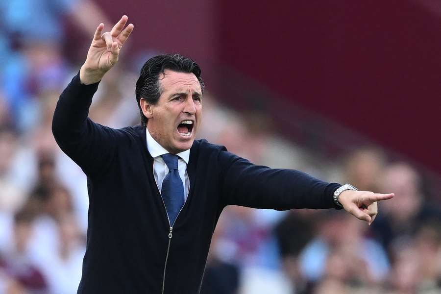 Emery wil consistent meedoen voor de top vier