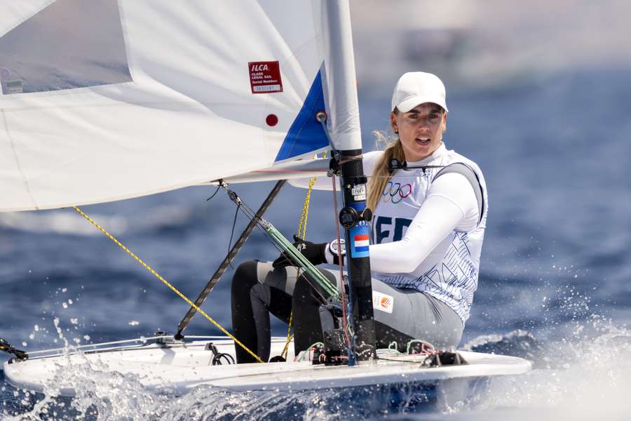 Marit Bouwmeester op het water