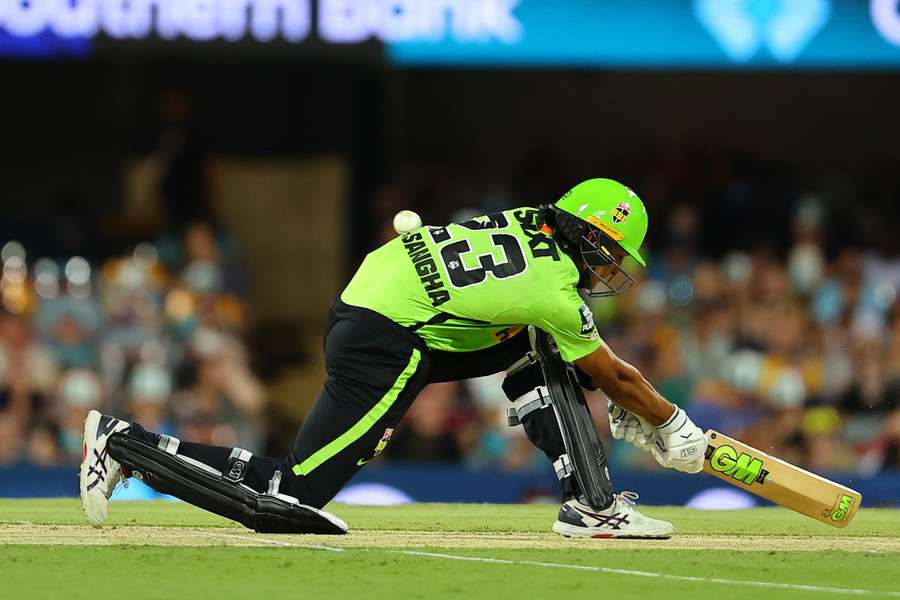 Sangha in action with Sydney Thunder