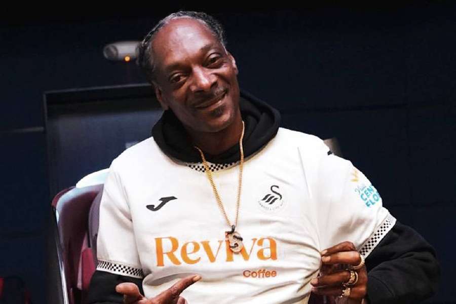 Snoop Dogg urmează să se alăture grupului de acționari de la Swansea City