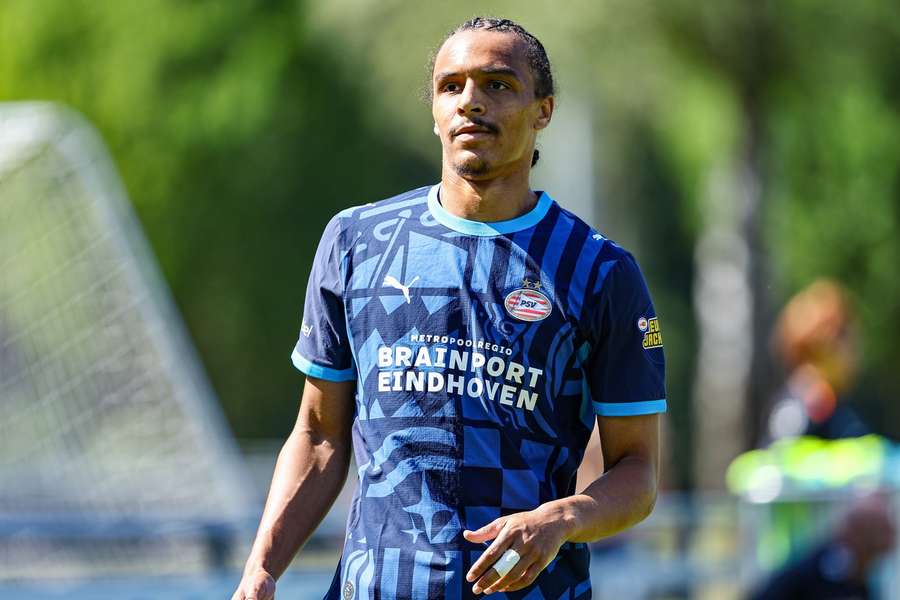 PSV's third kit