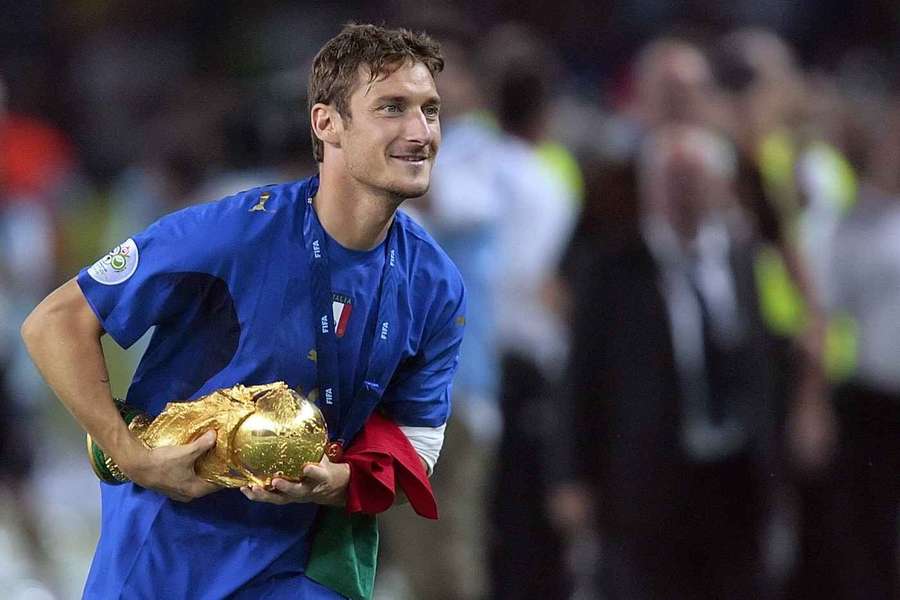 Měl jsem formu na 40 procent, ale stejně jsem to vyhrál, vzpomněl Totti na MS 2006