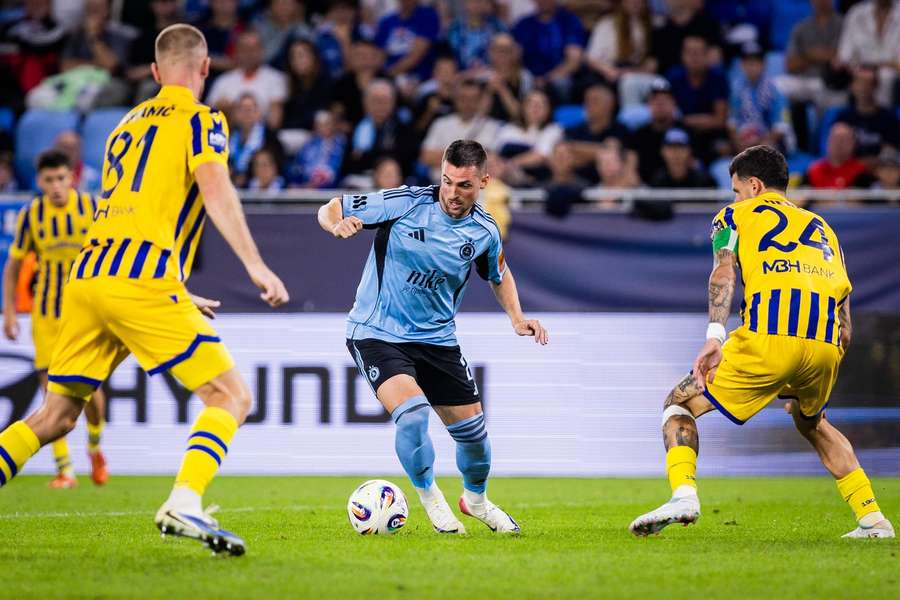 Niké liga ponúkne súboj DAC - Slovan.