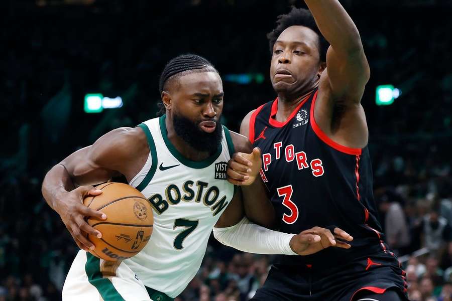 Die Boston Celtics um Jaylen Brown (l.) waren zu stark für die Toronto Raptors.