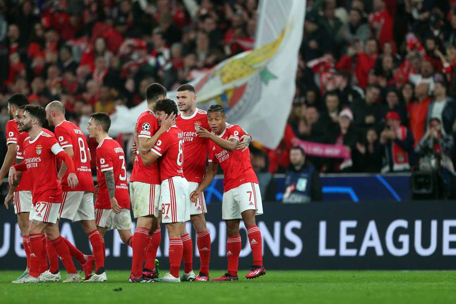 O Benfica voltou a chegar aos oitavos de final da Liga dos Campeões