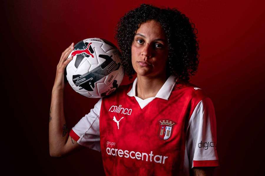 Zoï van de Ven fica mais duas épocas no SC Braga