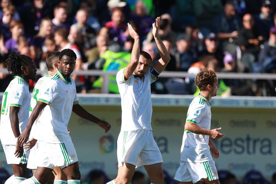 Bryan Cristante de la AS Roma sărbătorește după ce a marcat al doilea gol al echipei sale