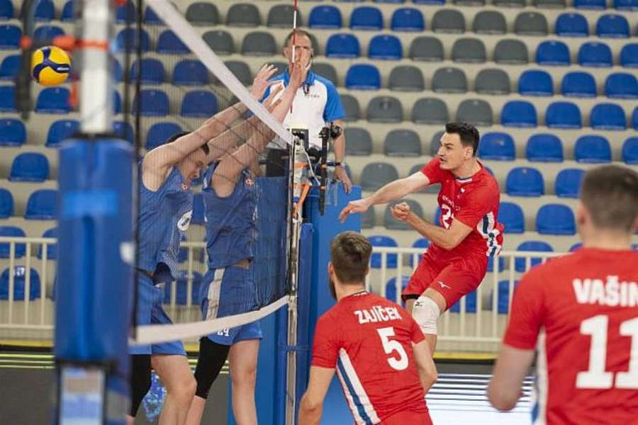 Čeští volejbalisté prohráli ve zlaté Evropské lize s Finskem 1:3.