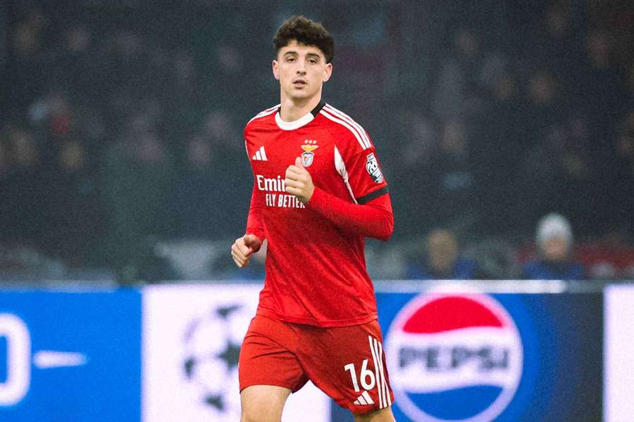 Manu Silva ao serviço do Benfica