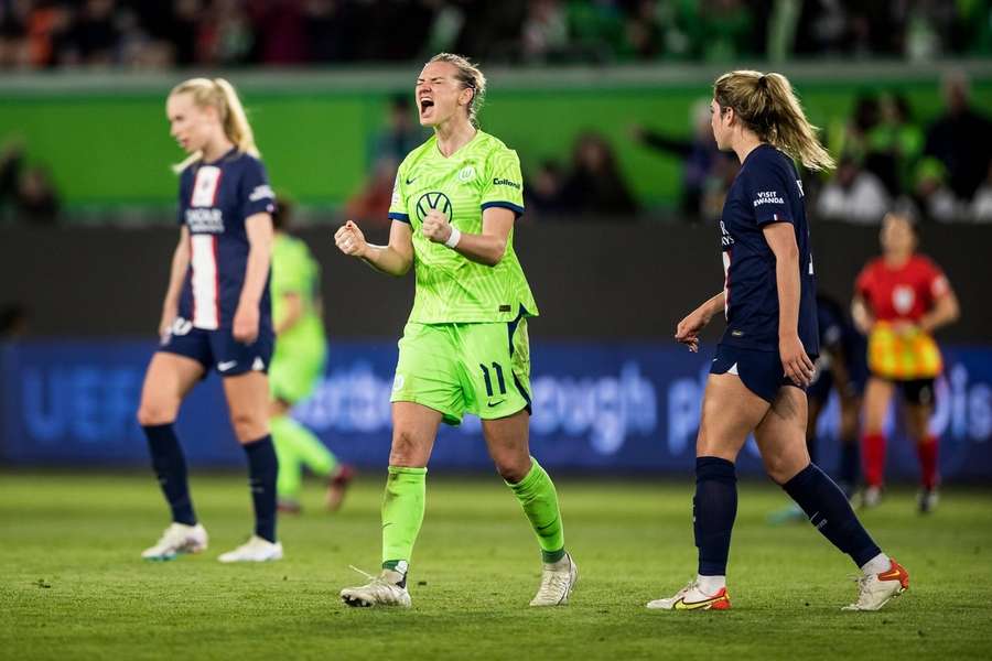 Popp jubelt nach dem Viertelfinal-Sieg der UEFA Womens Champions League gegen Paris Saint-Germain.