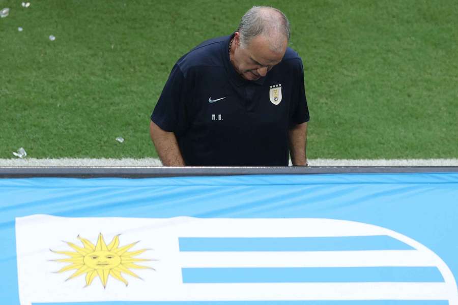O comando de Bielsa está sendo questionado