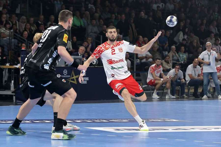 CS Dinamo Bucureşti, învinsă de Fuchse Berlin, în Liga Campionilor la handbal masculin
