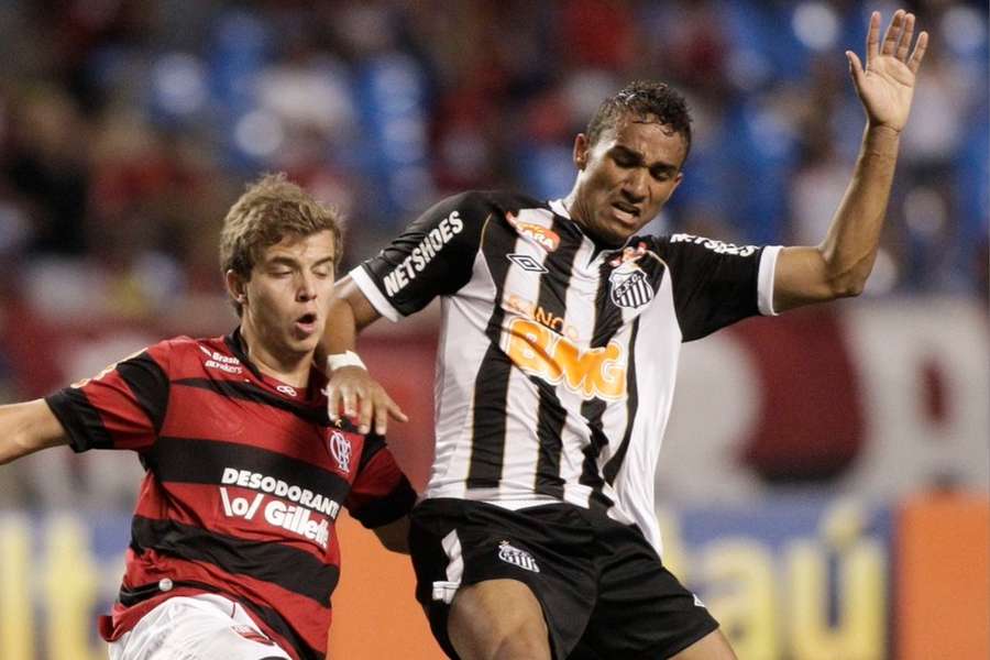 Danilo atuou pelo Santos entre 2010 e 2011