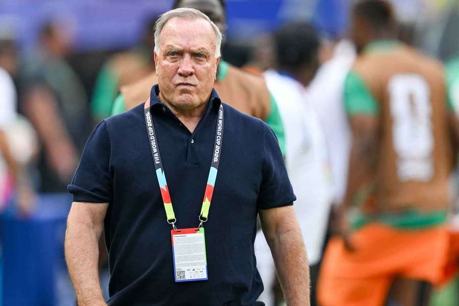 Advocaat bleibt Curacaos Nationaltrainer Advocaat bleibt Curacaos Nationaltrainer