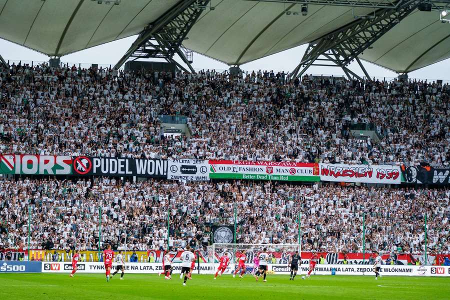 Legia wprowadziła wszystkich w błąd, policja i zarząd zieleni prostują manipulacje Legia wprowadziła wszystkich w błąd, policja i zarząd zieleni prostują manipulacje
