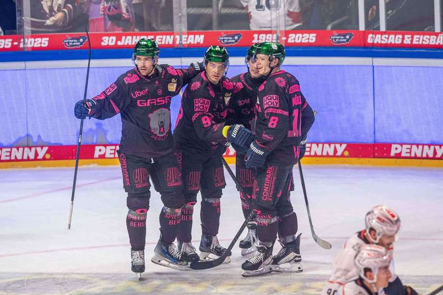 Die Eisbären feierten einen 3:2-Sieg gegen Nürnberg
