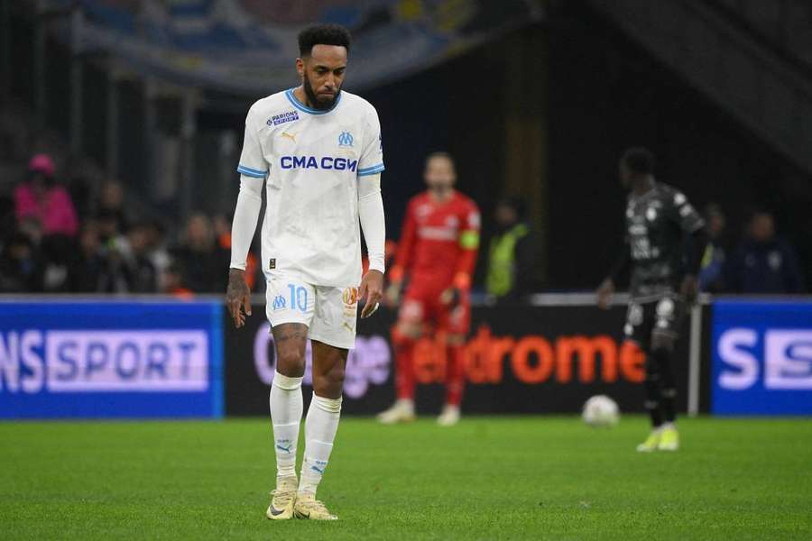 Kolo Muani falha jogo com o Brest devido a uma infeção viral