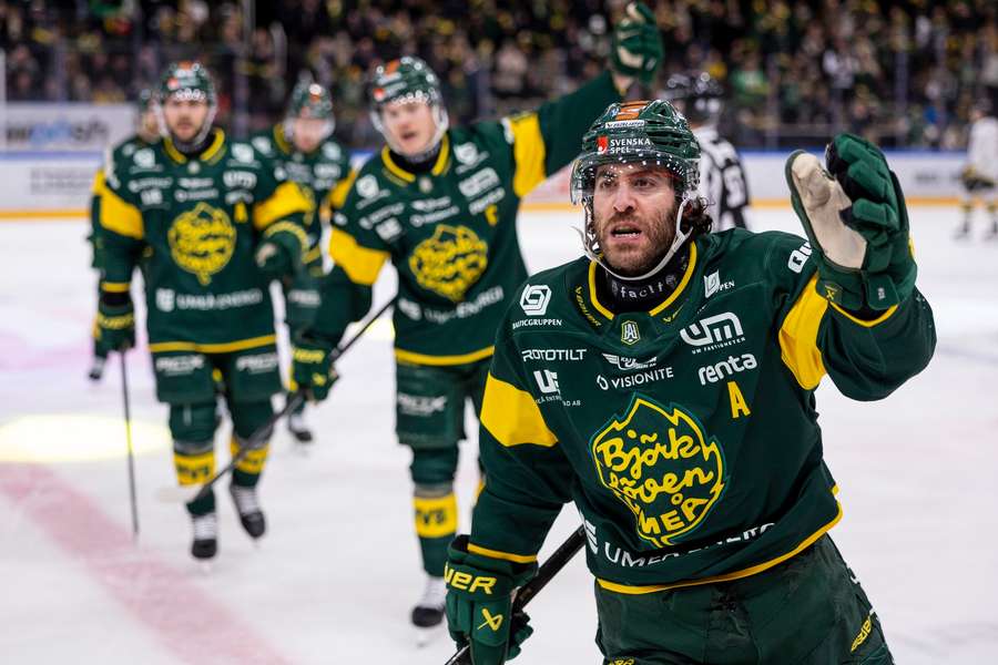 Maione v drese tímu IF Björklöven.