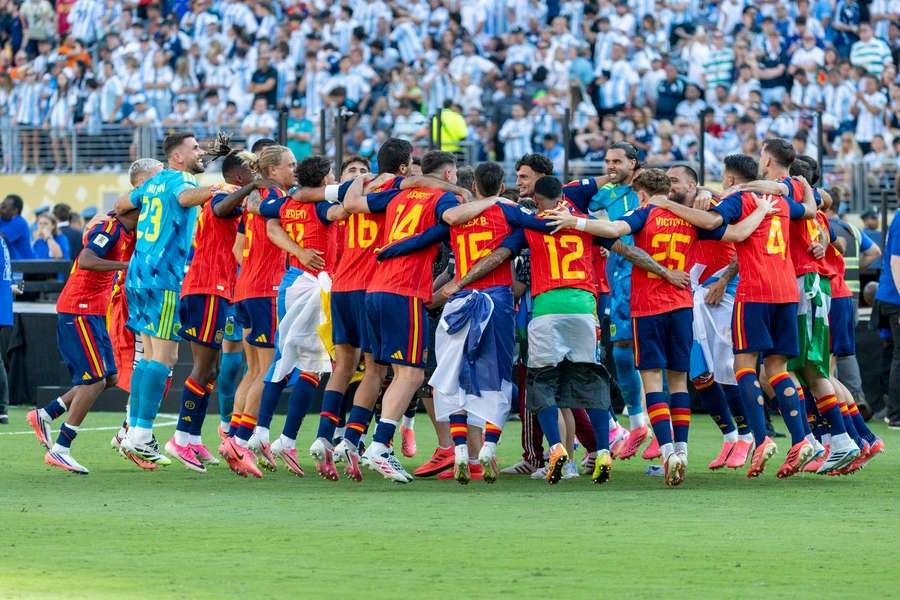 Spain players celebrate after winning the World Cup Final