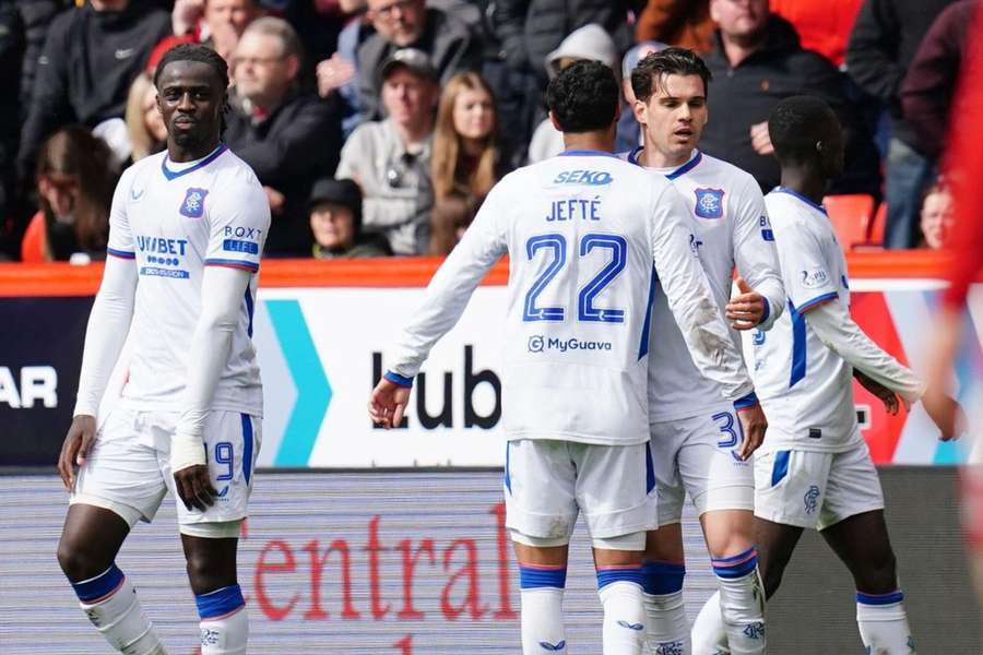 Ianis Hagi a salvat-o pe Rangers