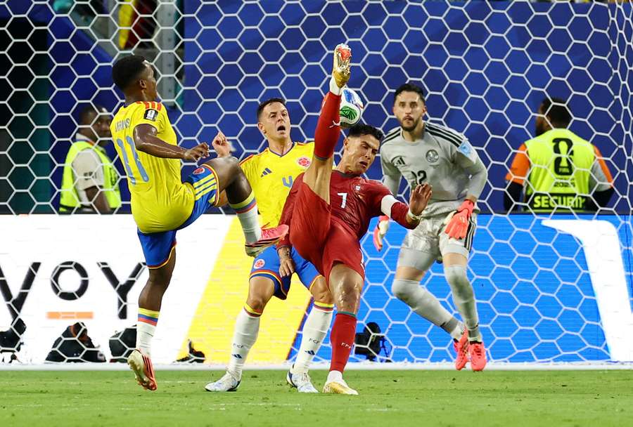 Ronaldo versuchte es mit einem Fallrückzieher