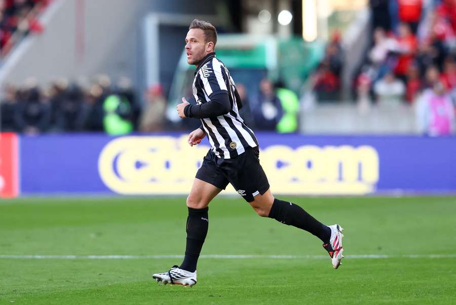 Santos x Atlético-MG: onde assistir, prévia e prováveis escalações Santos x Atlético-MG: onde assistir, prévia e prováveis escalações