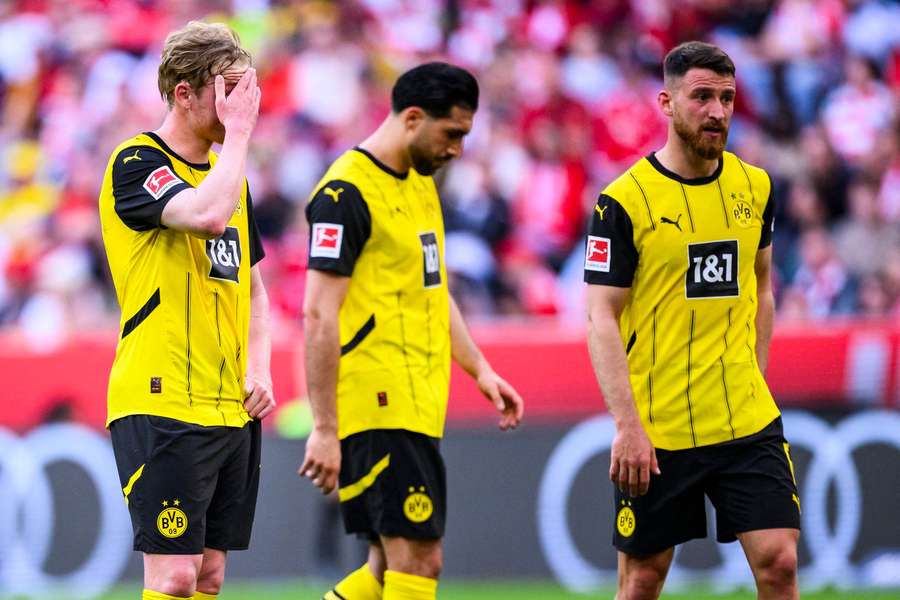 Brandt, Can și Salih în meciul cu Bayern Brandt, Can și Salih în meciul cu Bayern