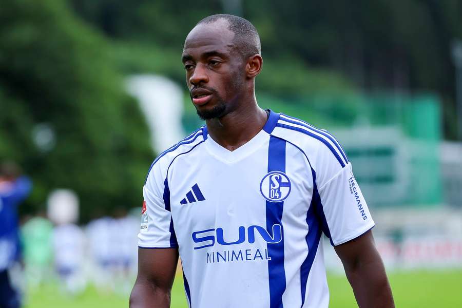 To nowy napastnik Widzewa? Meissa Ba ma trafić do Łodzi z Schalke 04