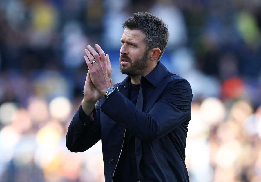 Carrick reacciona en Elland Road